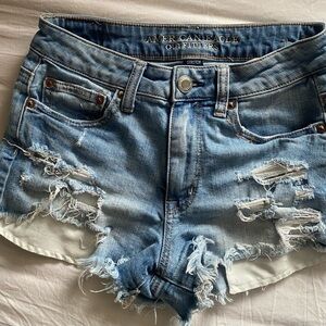 AMERICAN EAGLE HIGH RISE SHORTS